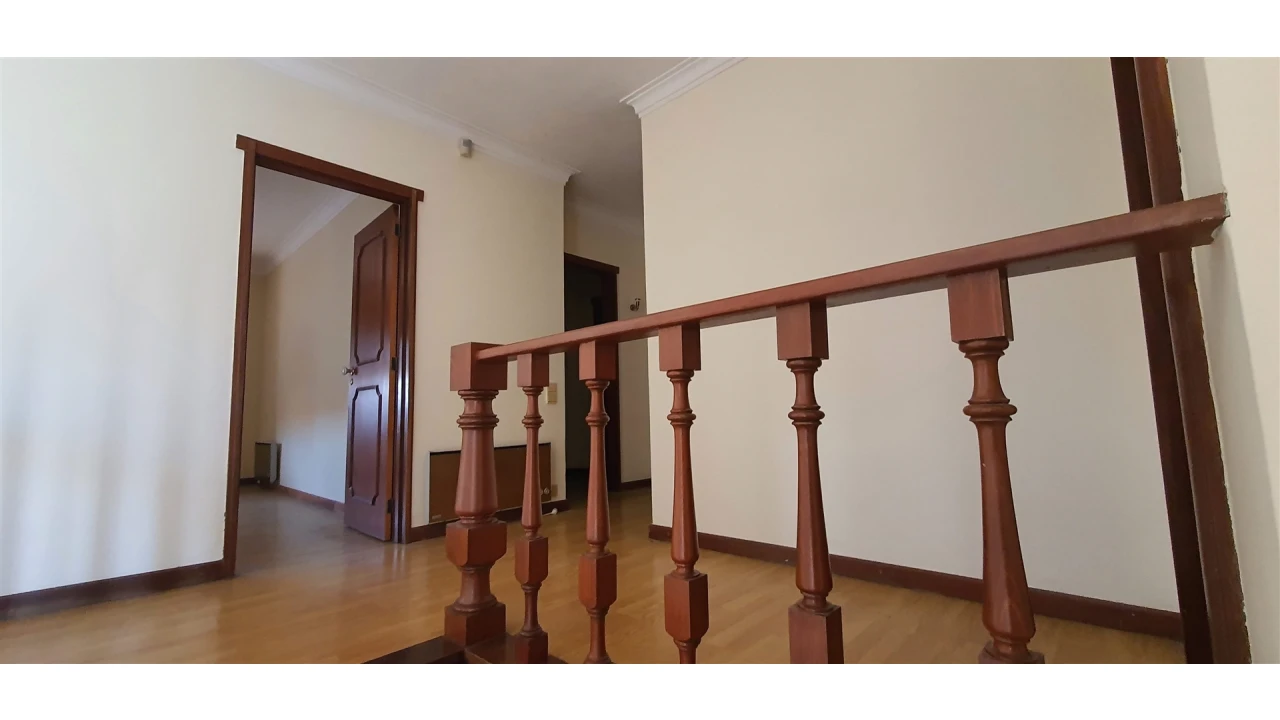 Quinta T4 para Venda em Mafamude e Vilar do Paraíso Foto 51