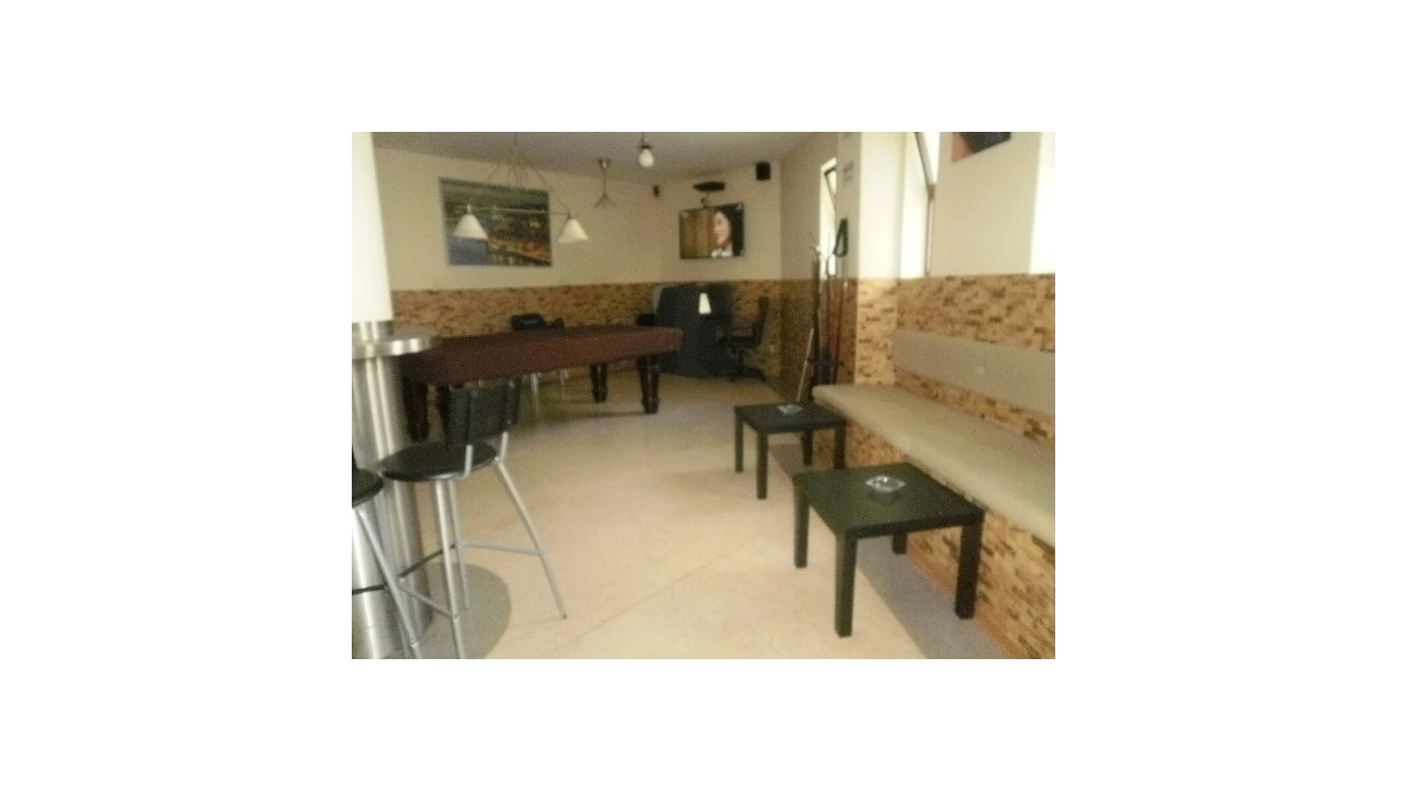 Negócio para Venda em Santa Marinha e São Pedro da Afurada Foto 2