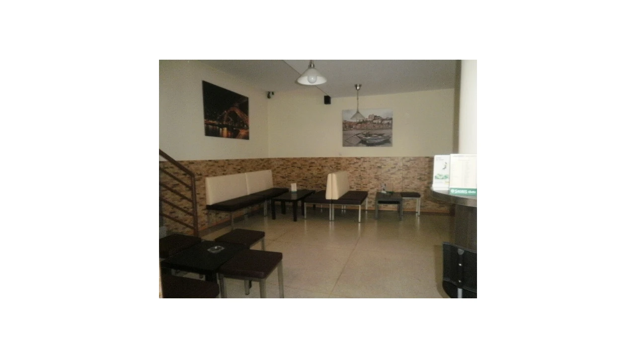 Negócio para Venda em Santa Marinha e São Pedro da Afurada Foto 3