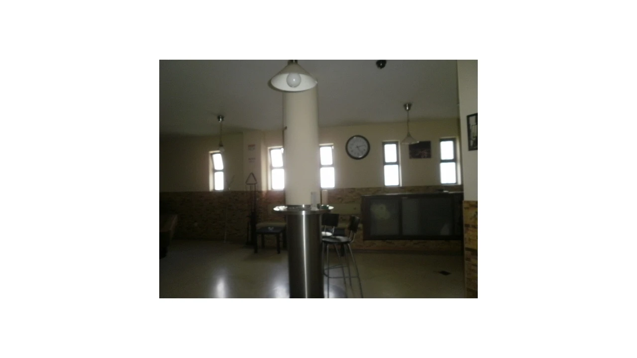 Negócio para Venda em Santa Marinha e São Pedro da Afurada Foto 4