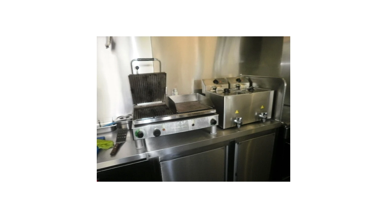 Negócio para Venda em Santa Marinha e São Pedro da Afurada Foto 9