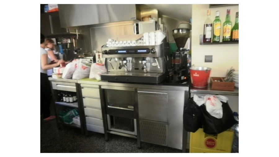 Negócio para Venda em Santa Marinha e São Pedro da Afurada Foto 8