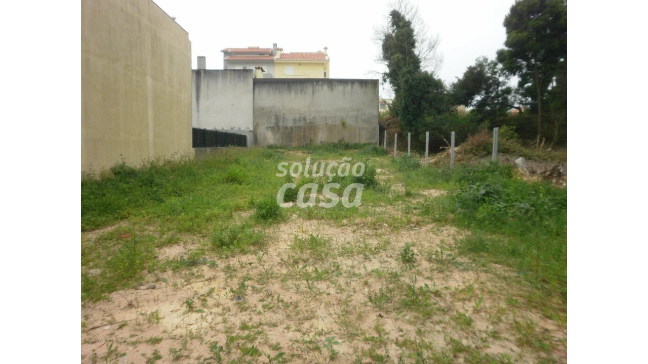 Terreno para Venda em Arcozelo Foto 6