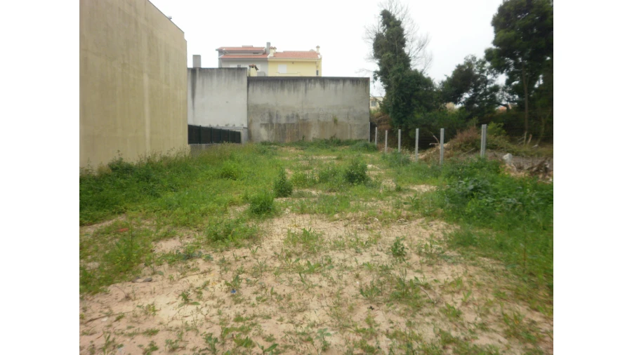 Terreno para Venda em Arcozelo