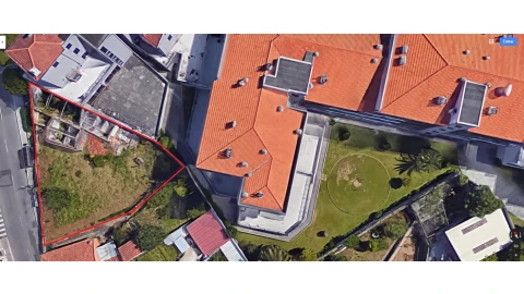Terreno para Venda em Canelas