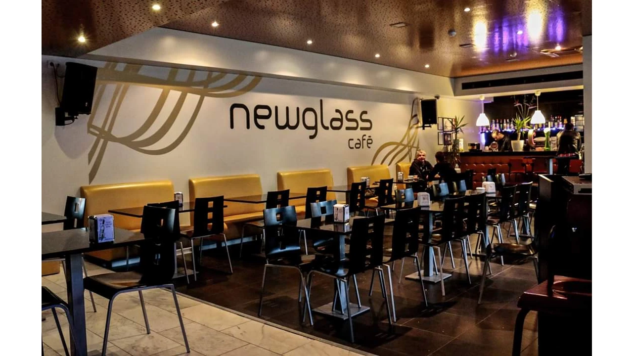 Loja para Trespasse em Mafamude e Vilar do Paraíso Foto 2