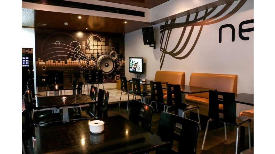 Loja para Trespasse em Mafamude e Vilar do Paraíso Foto 4