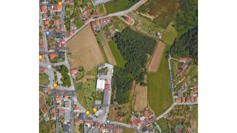 Terreno para Venda em Grijó e Sermonde