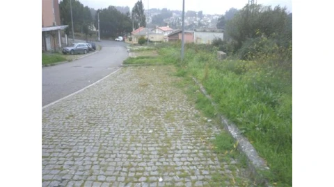 Terreno para Venda em Argoncilhe