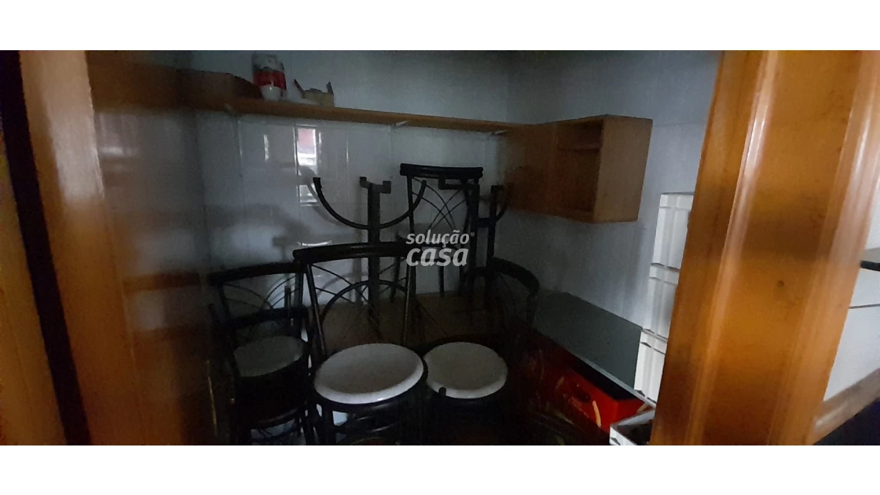 Loja para Venda em Serzedo e Perosinho Foto 13