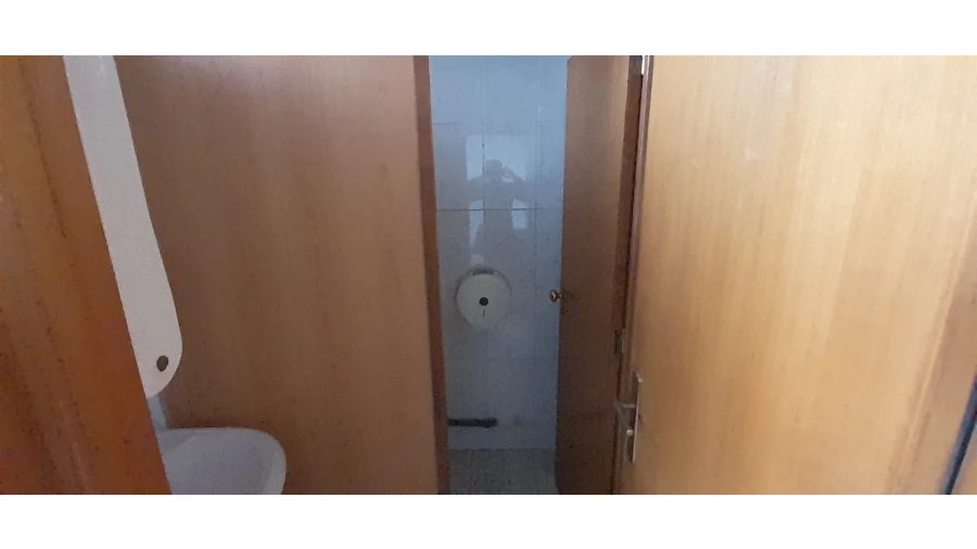 Loja para Venda em Serzedo e Perosinho Foto 10