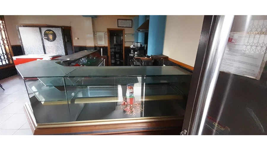 Loja para Venda em Serzedo e Perosinho Foto 4