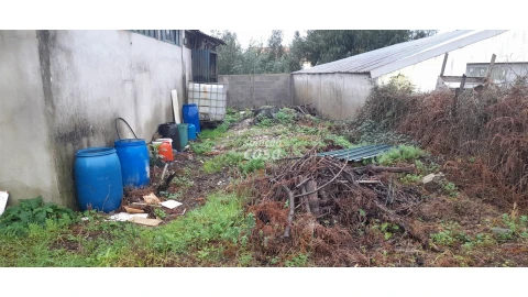 Terreno para Venda em Sandim, Olival, Lever e Crestuma