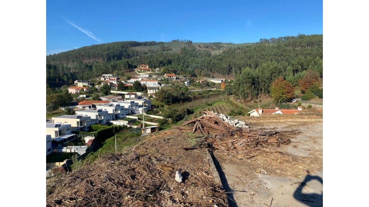 Terreno para Venda em Vila Garcia, Aboim e Chapa Foto 7