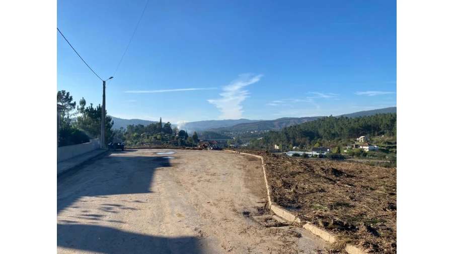 Terreno para Venda em Vila Garcia, Aboim e Chapa Foto 12