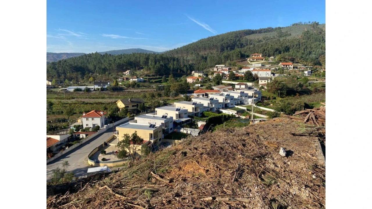 Terreno para Venda em Vila Garcia, Aboim e Chapa Foto 2