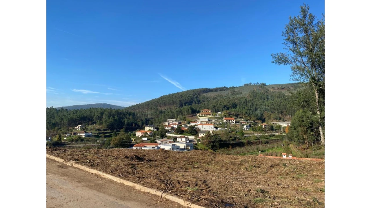 Terreno para Venda em Vila Garcia, Aboim e Chapa Foto 11