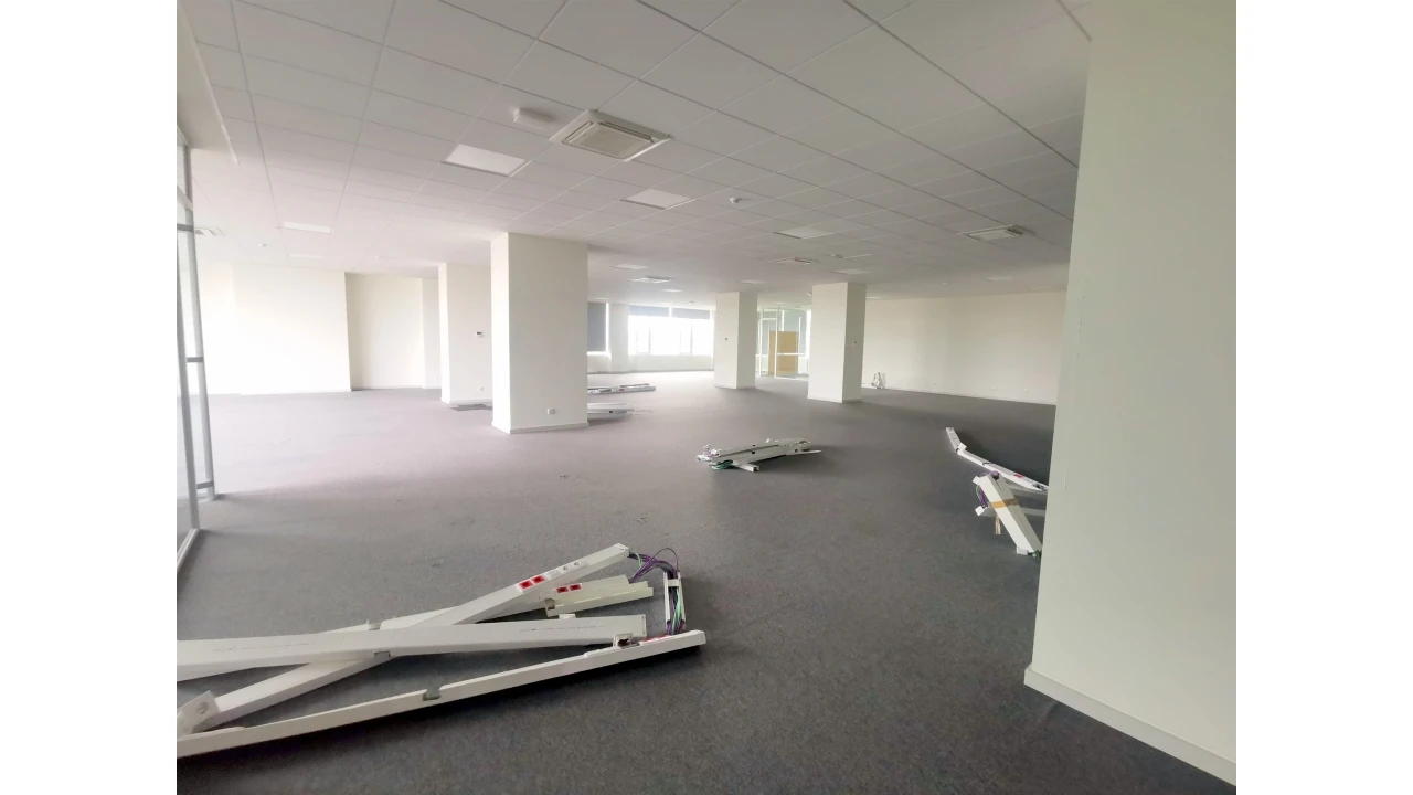 Escritório para Arrendamento em Cidade da Maia Foto 9