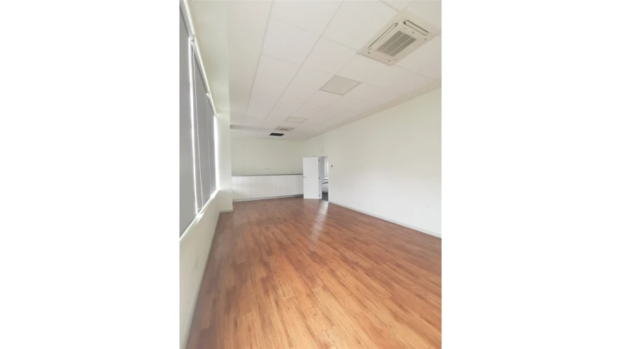 Escritório para Arrendamento em Cidade da Maia Foto 3