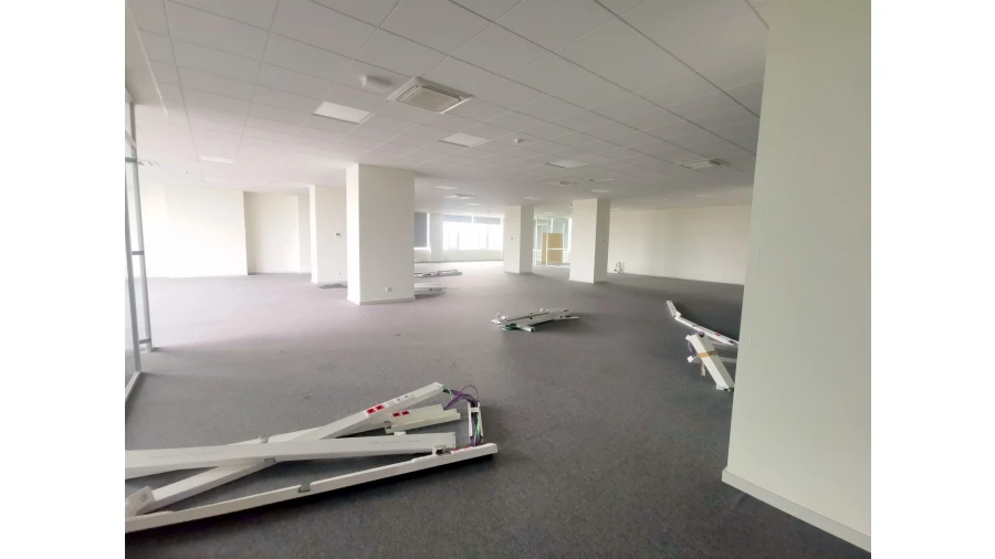 Escritório para Arrendamento em Cidade da Maia Foto 9