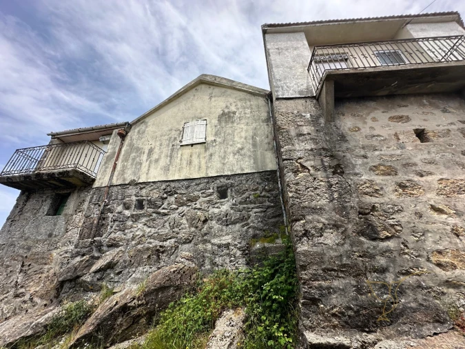 Moradia T0 para Venda em Castro Laboreiro e Lamas de Mouro Foto 5