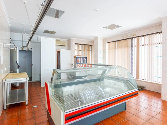 Loja para Venda em Torres Novas (São Pedro), Lapas e Ribeira Branca Foto 2