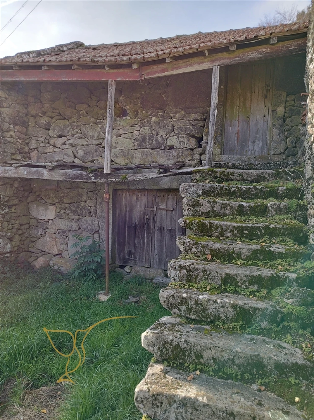 Moradia T0 para Venda em Castro Laboreiro e Lamas de Mouro Foto 2