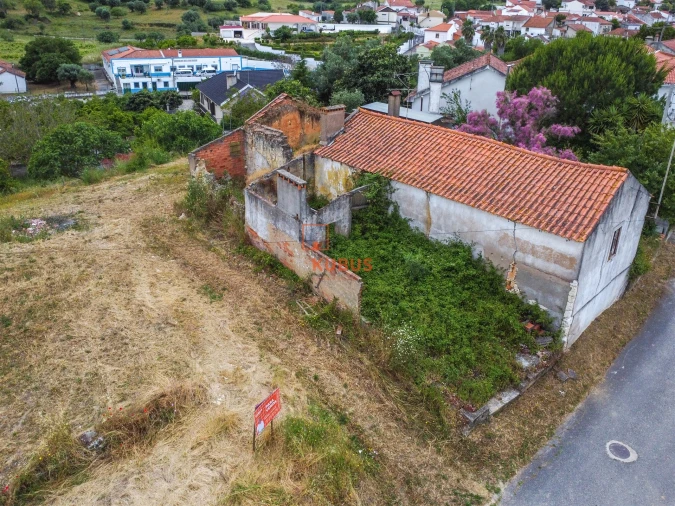 Moradia T0 para Venda em Brogueira, Parceiros de Igreja e Alcorochel Foto 13