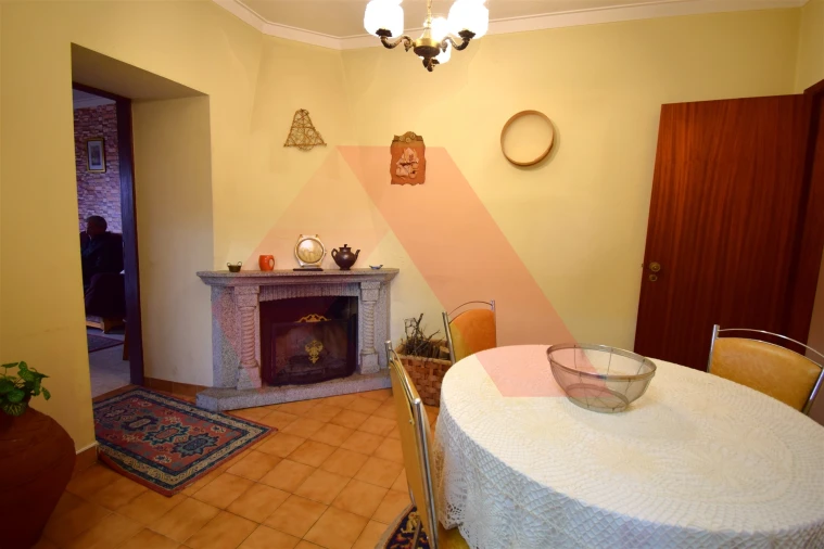 Quinta T3 para Venda em Covas e Vila Nova de Oliveirinha Foto 9