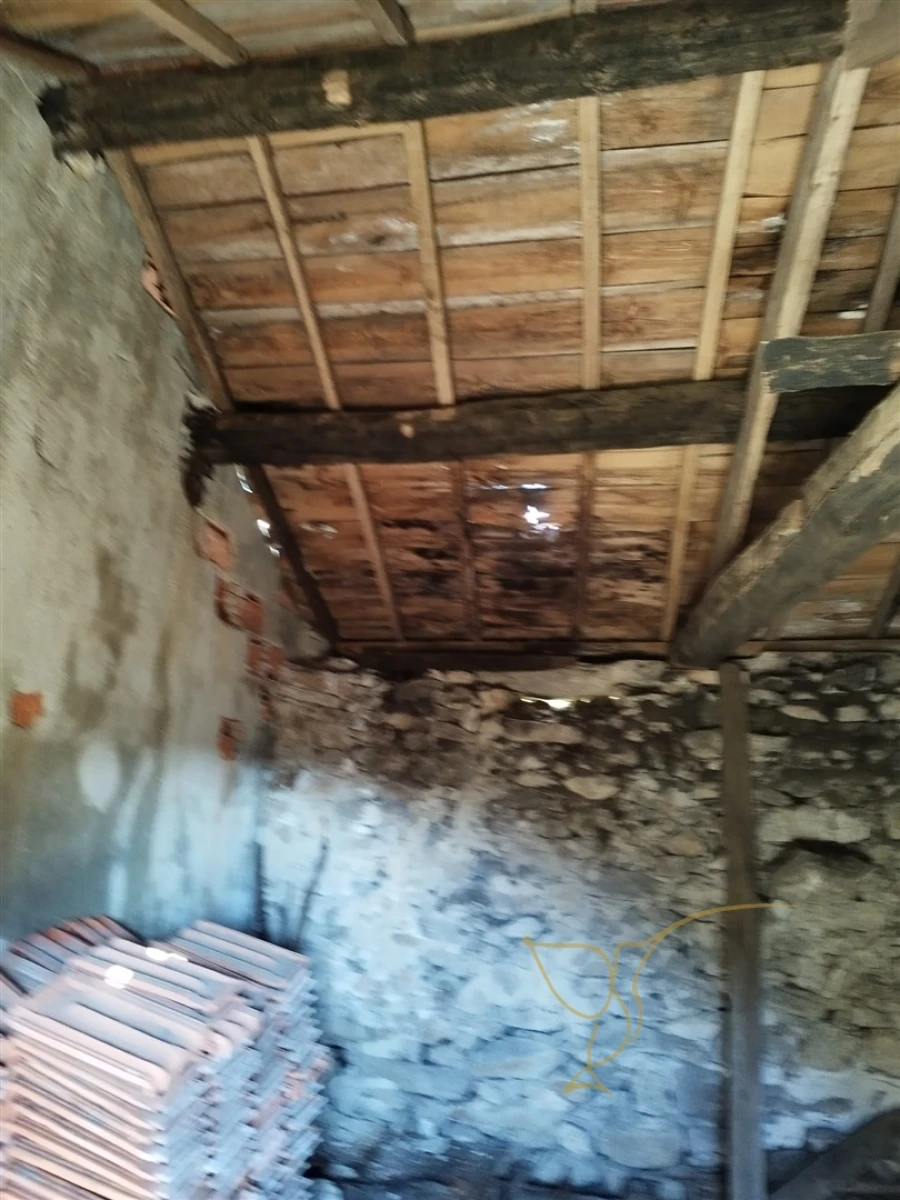Moradia T0 para Venda em Castro Laboreiro e Lamas de Mouro Foto 4