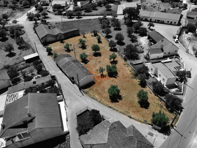 Terreno para Venda em Pedrogão Foto 4