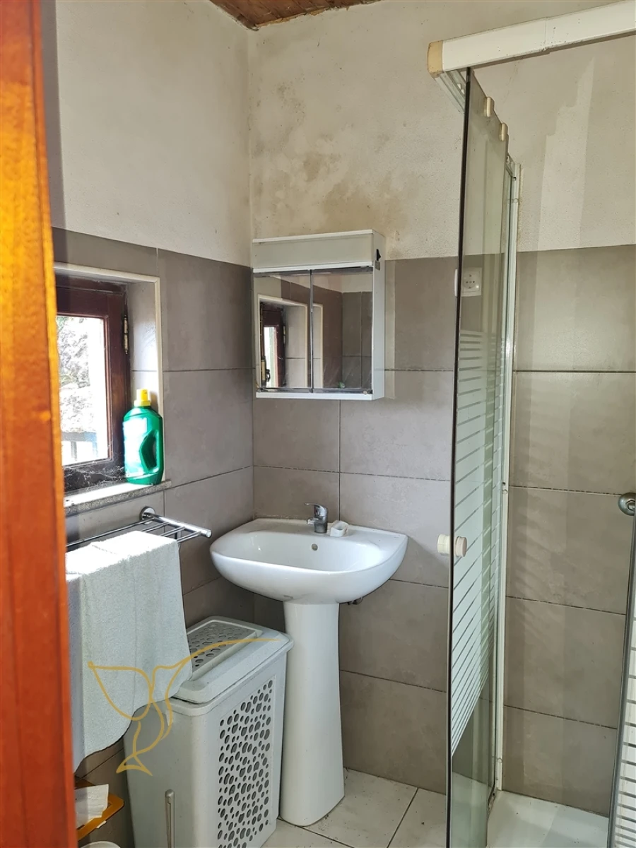 Moradia T0 para Venda em Romarigães Foto 11