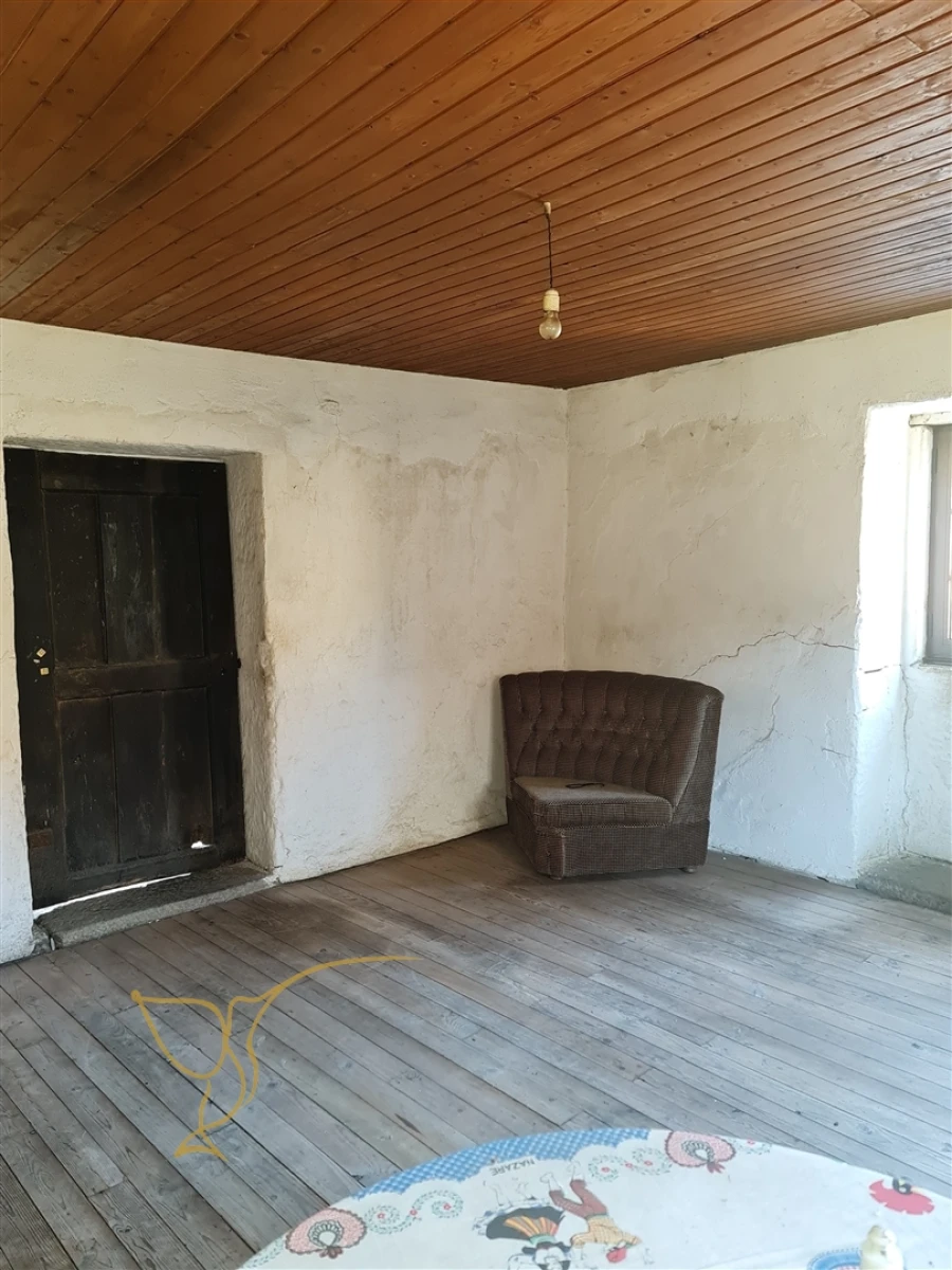 Moradia T0 para Venda em Romarigães Foto 13