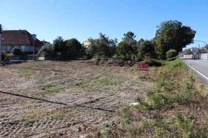 Terreno para Venda em Lustosa e Barrosas (Santo Estêvão)