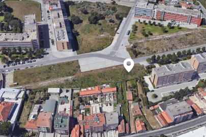 Terreno para Venda em Pedrouços