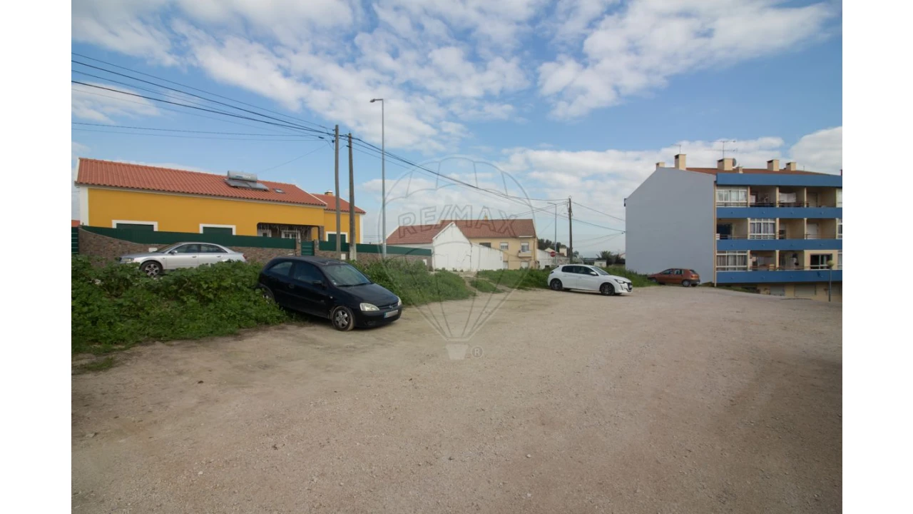 Terreno para Venda em Alenquer (Santo Estêvão e Triana) Foto 1