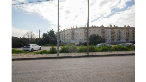 Terreno para Venda em Alenquer (Santo Estêvão e Triana)