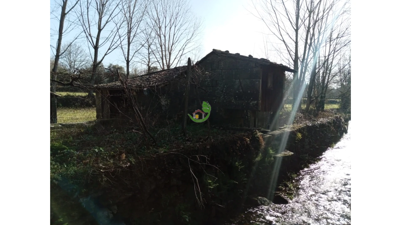 Moradia para Venda em Sabariz Foto 4