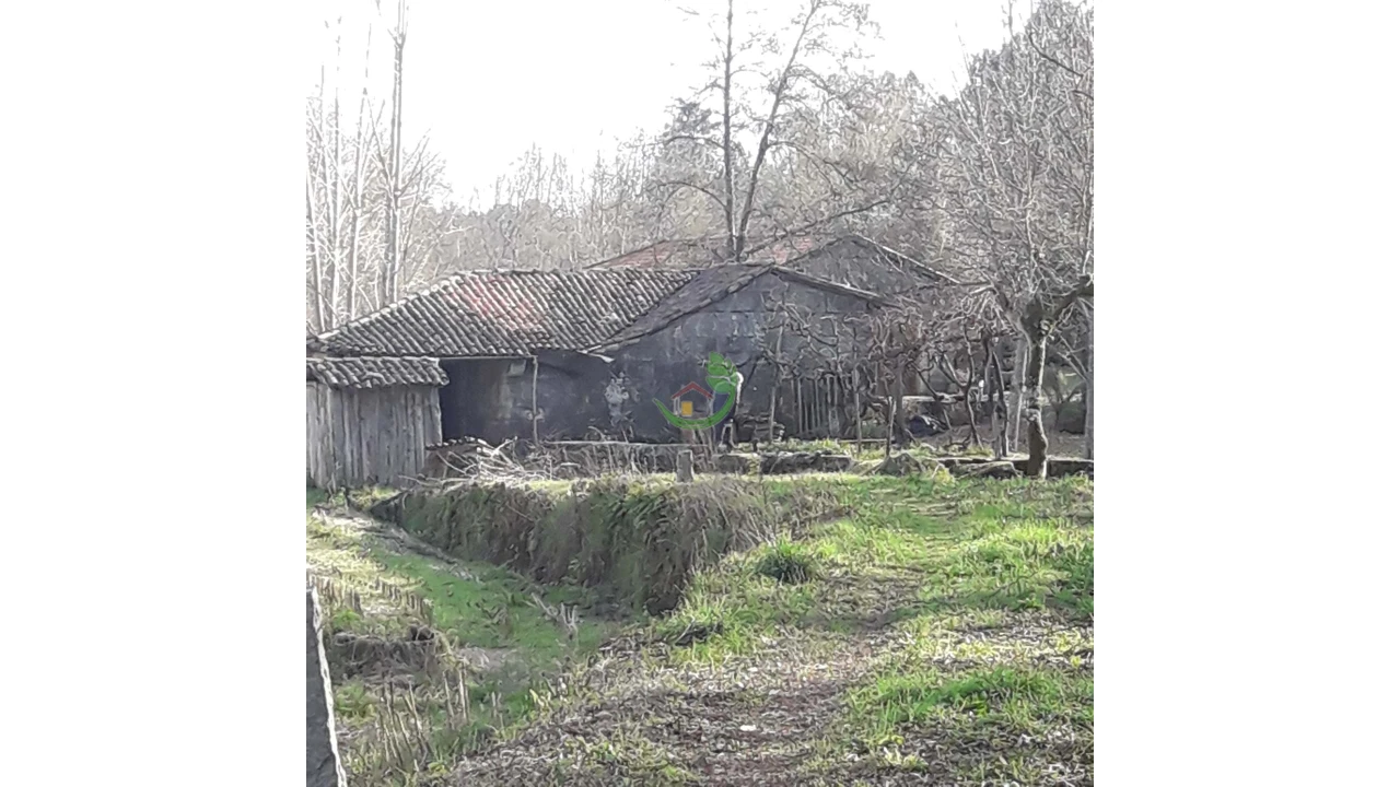 Moradia para Venda em Sabariz Foto 6