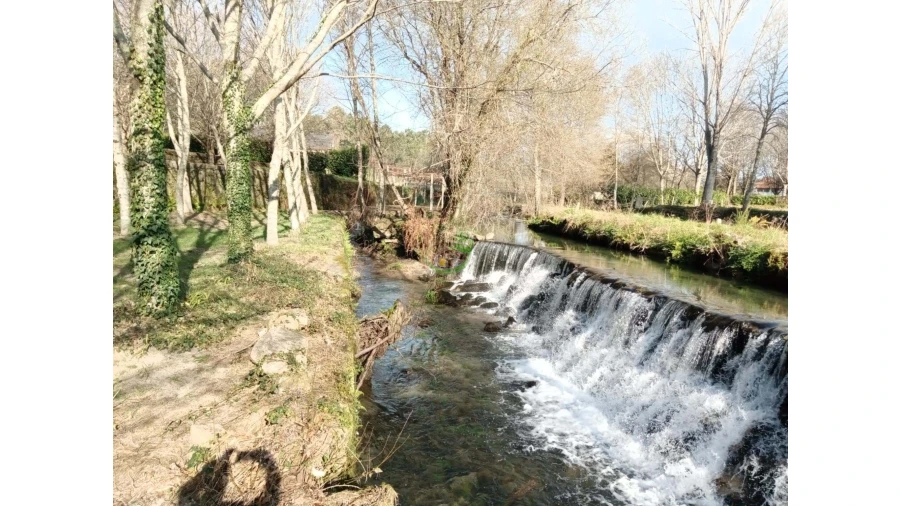 Moradia para Venda em Sabariz Foto 17