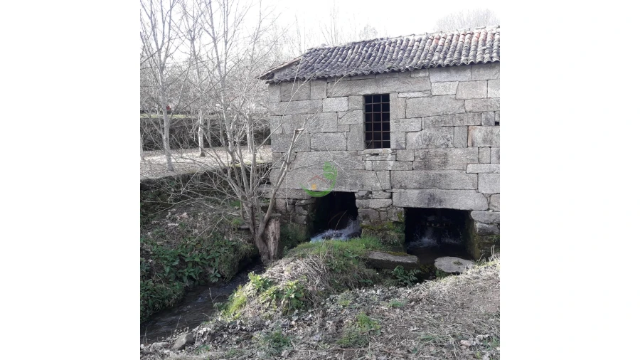 Moradia para Venda em Sabariz Foto 3