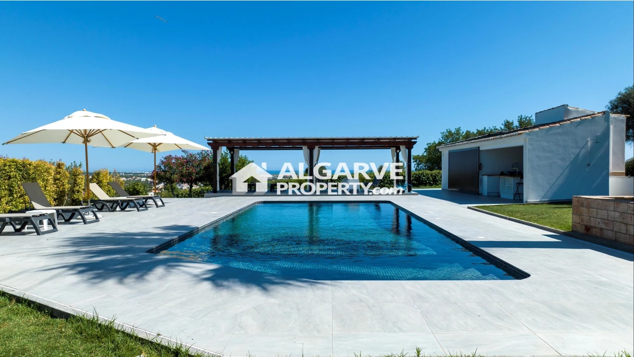 Moradia T5 para Venda em Boliqueime Foto 6