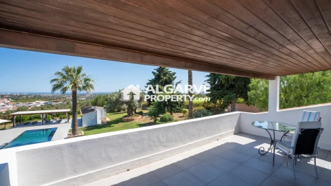 Moradia T5 para Venda em Boliqueime