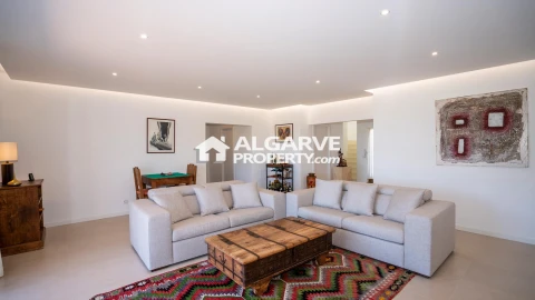 Moradia T5 para Venda em Boliqueime