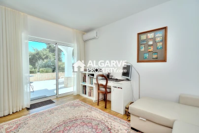 Moradia T5 para Venda em Boliqueime