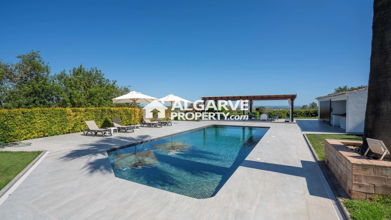 Moradia T5 para Venda em Boliqueime Foto 25