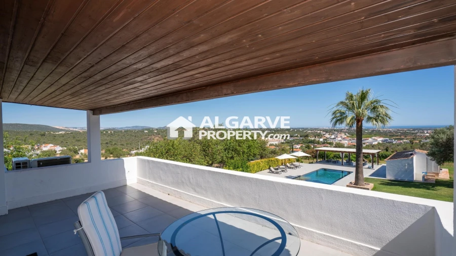 Moradia T5 para Venda em Boliqueime Foto 22