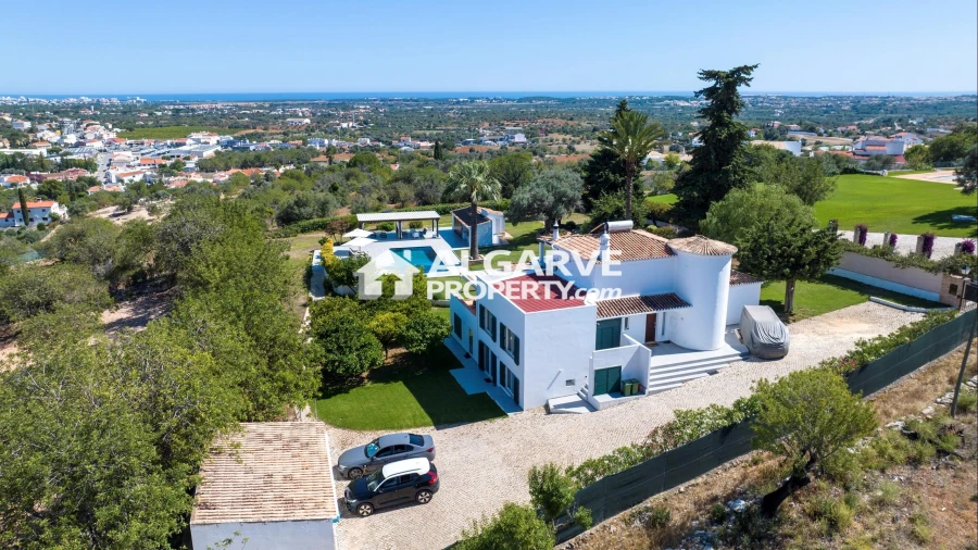 Moradia T5 para Venda em Boliqueime Foto 37