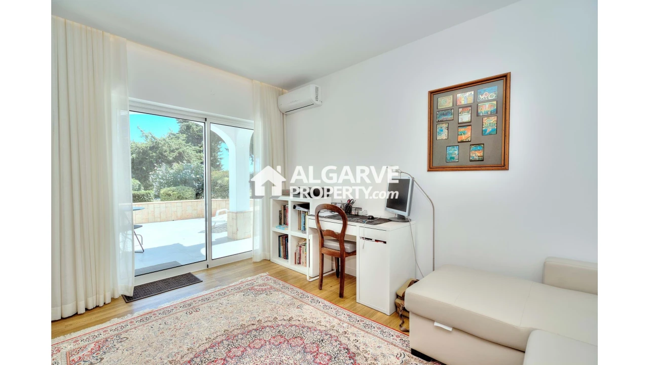 Moradia T5 para Venda em Boliqueime Foto 45