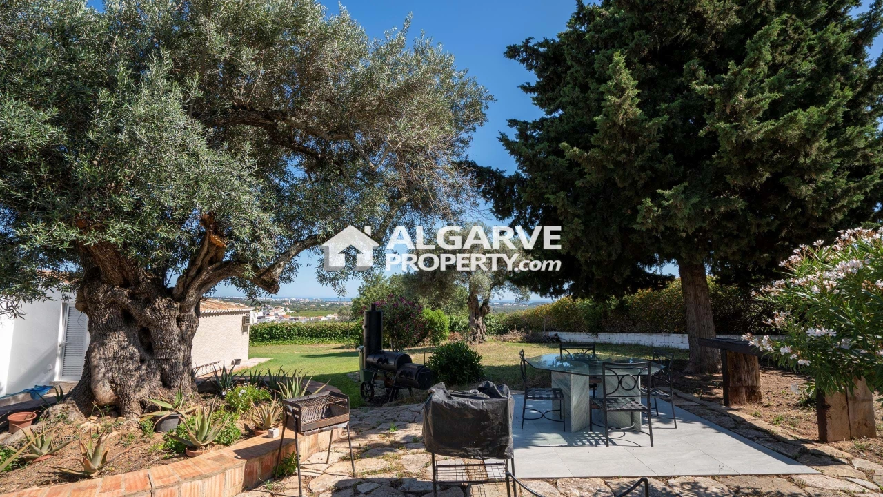 Moradia T5 para Venda em Boliqueime Foto 33